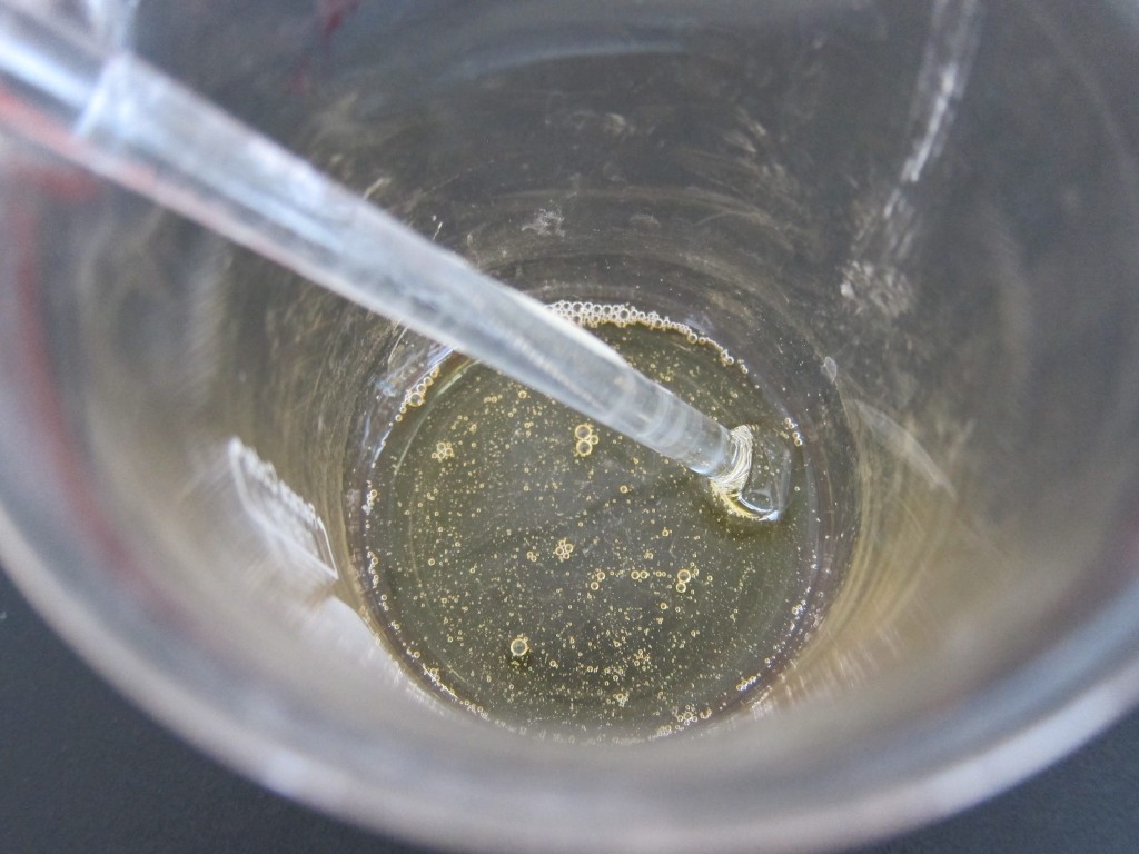 Blend the natural solubiliser in a small beaker