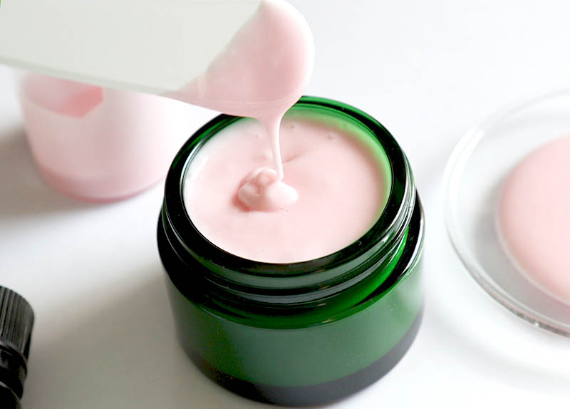 How to Make Body Cream - Homemade Chemical-Free Beauty Products