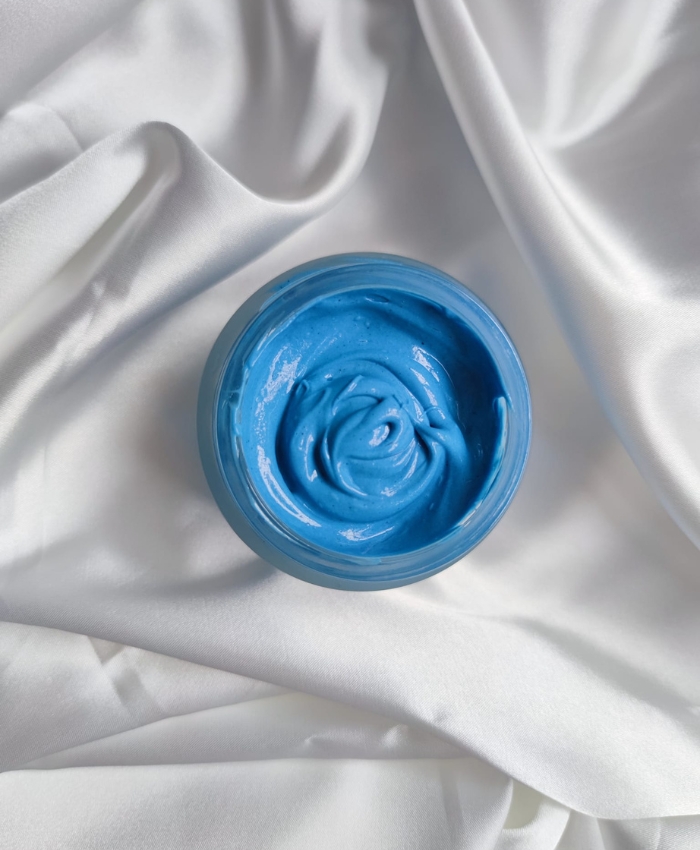 Amina Matrah Meina Care blue clay mask