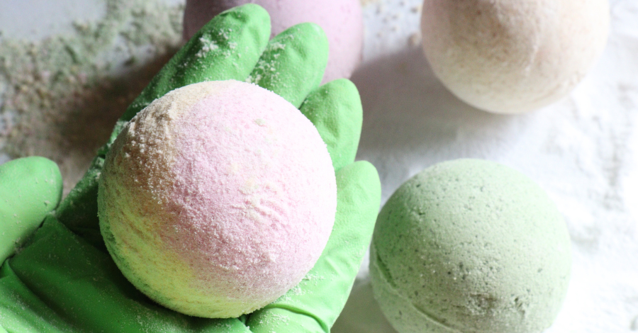 Easy DIY bath bomb formulation