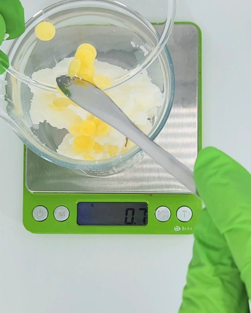 How to make a pumpkin spice whipped body butter
