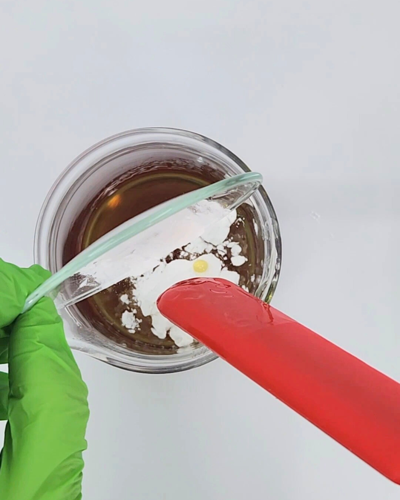 How to make a pumpkin spice whipped body butter