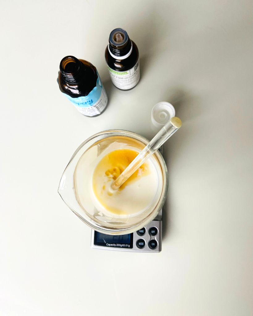 How to make a coconut &#038; honey hair mask using only 8 ingredients