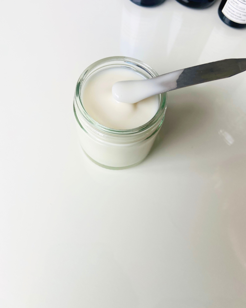 How to make a coconut &#038; honey hair mask using only 8 ingredients