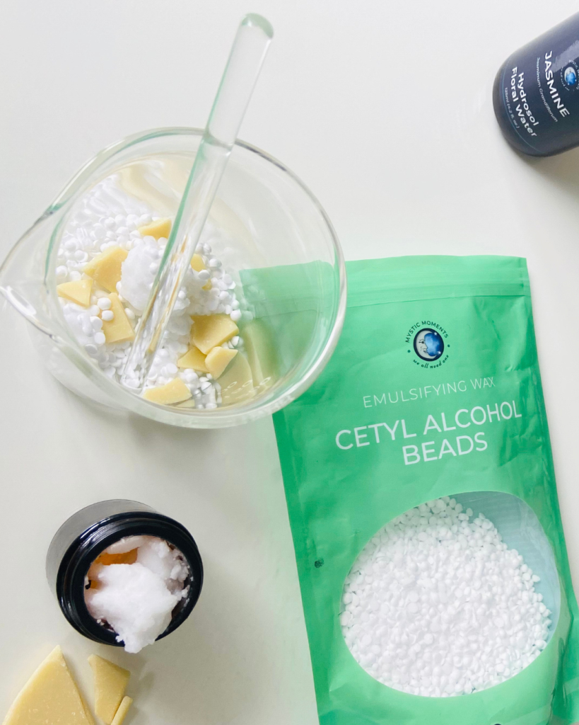 How to make a coconut &#038; honey hair mask using only 8 ingredients