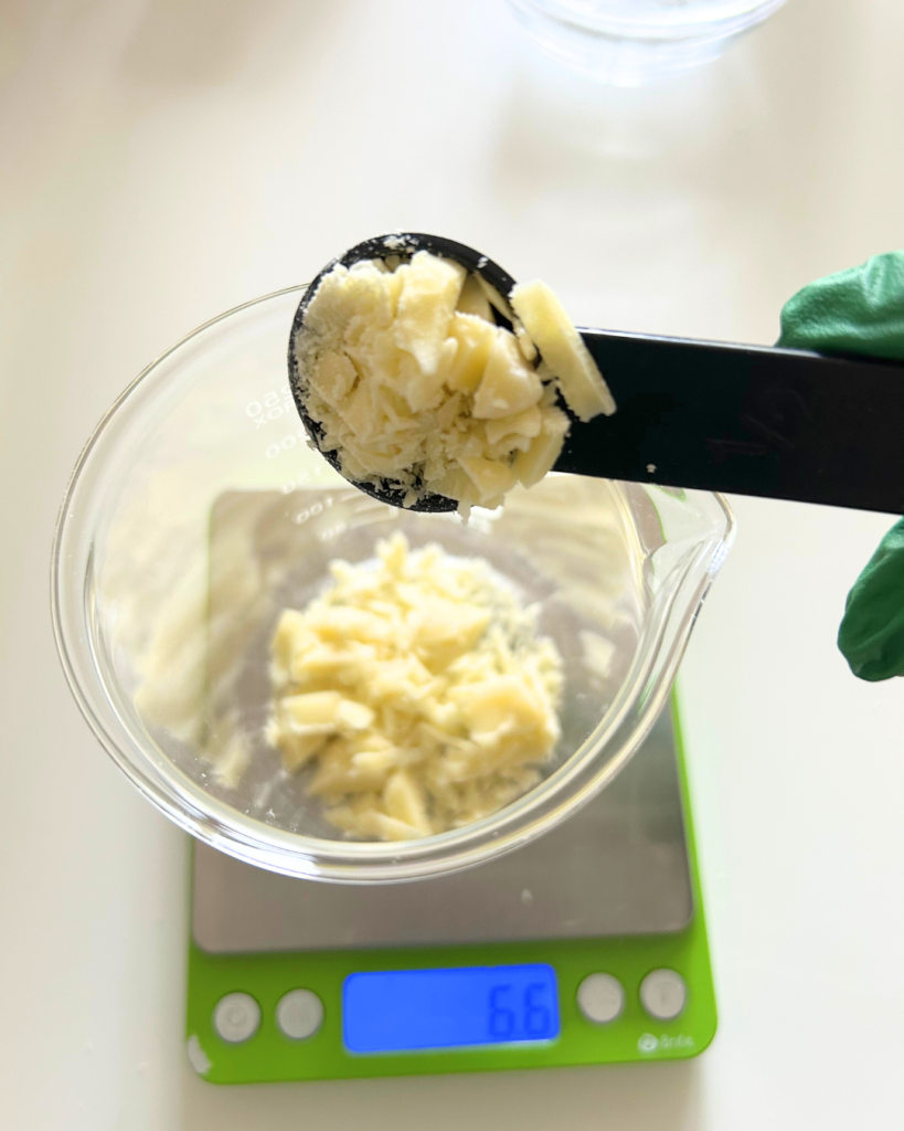 How to make a DIY cranberry sugar crush body scrub