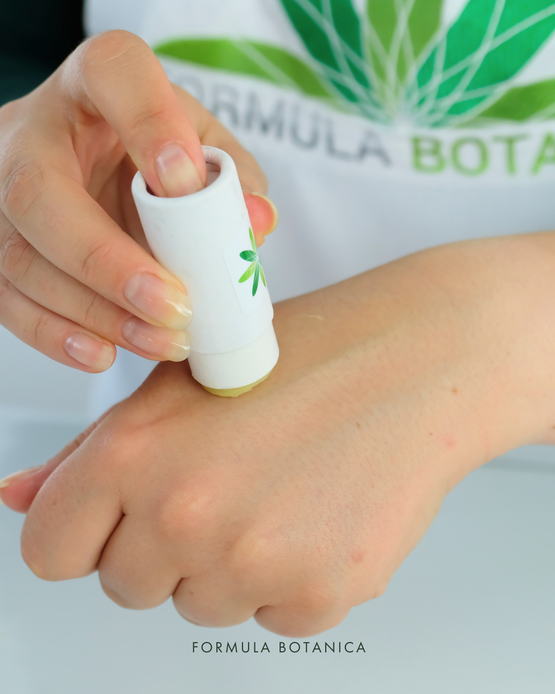 How to make a 10-minute peppermint mocha lip balm