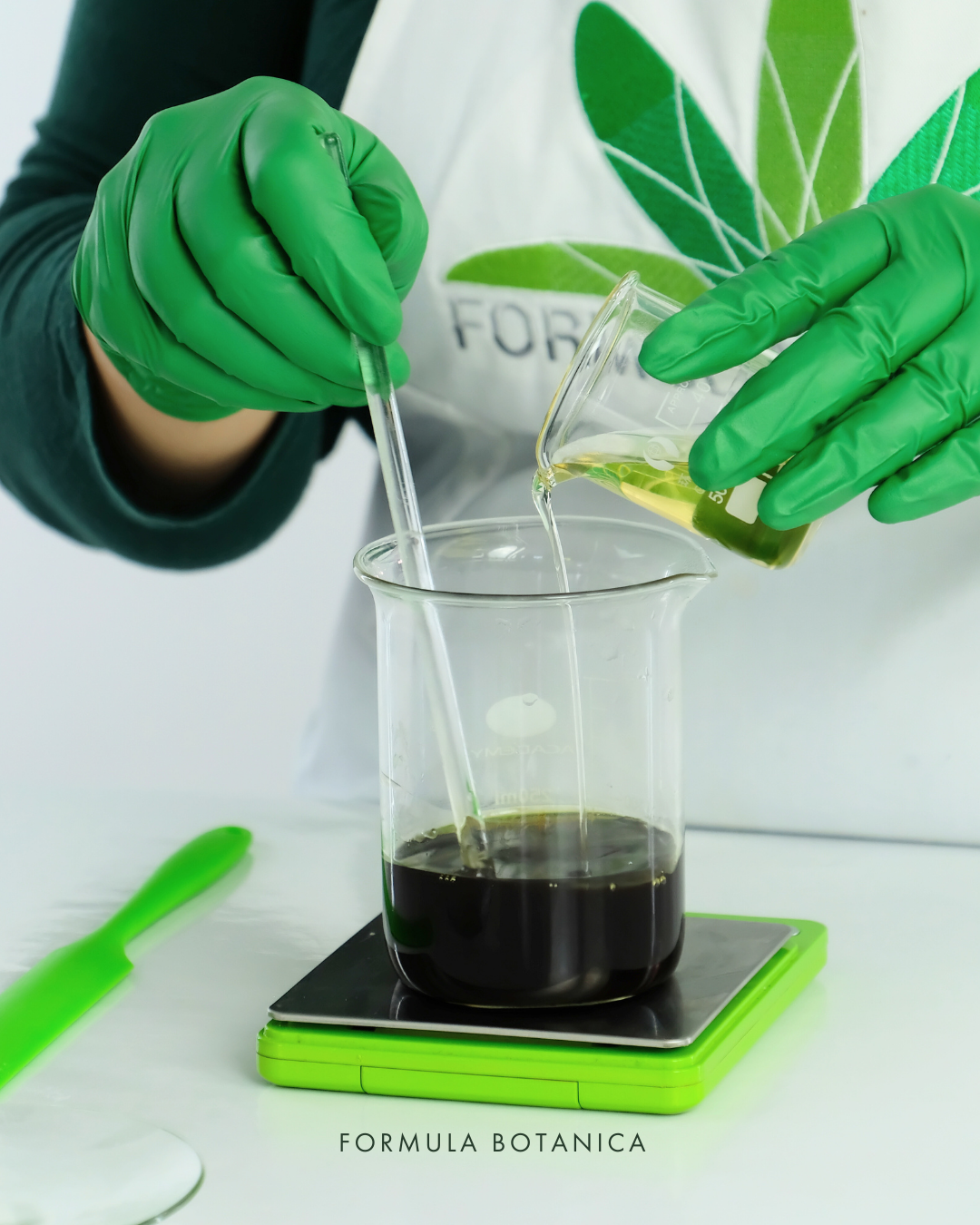 How to make a multipurpose cocoa & green tea balm stick