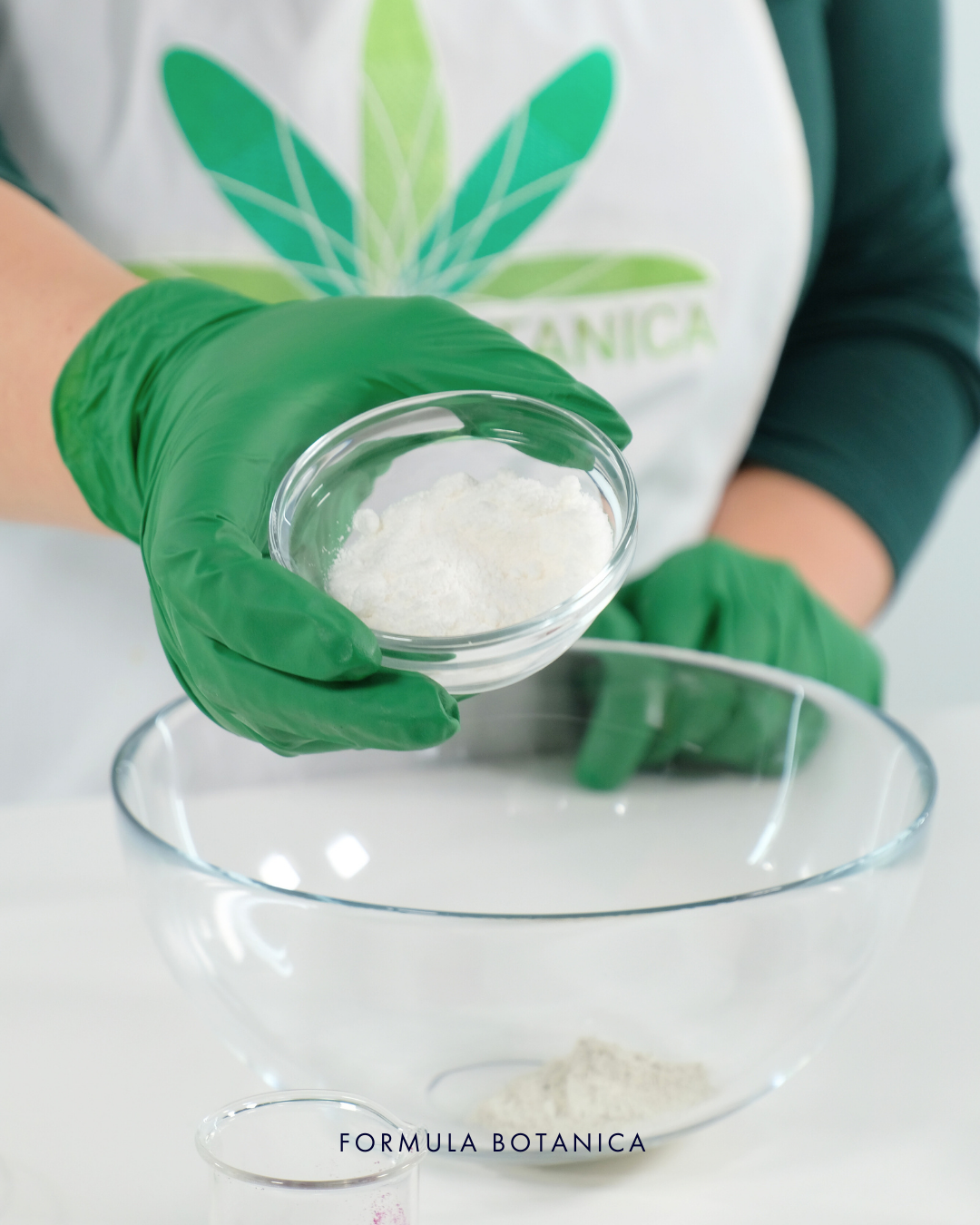 How to make a dragon fruit powder-to-foam cleanser