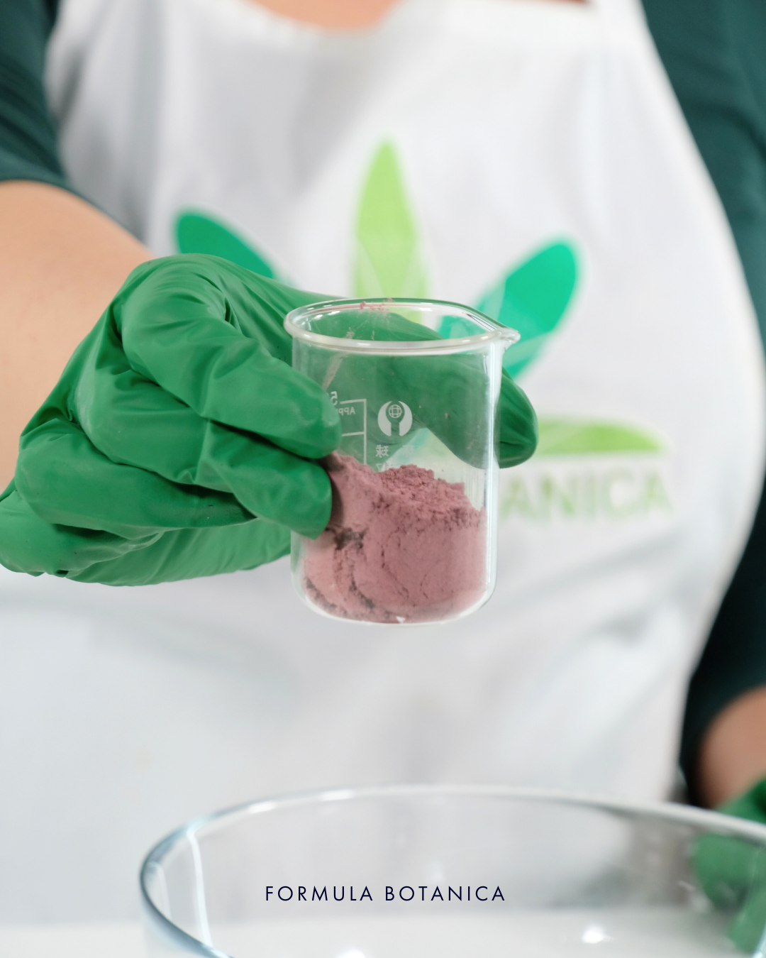 How to make a dragon fruit powder-to-foam cleanser