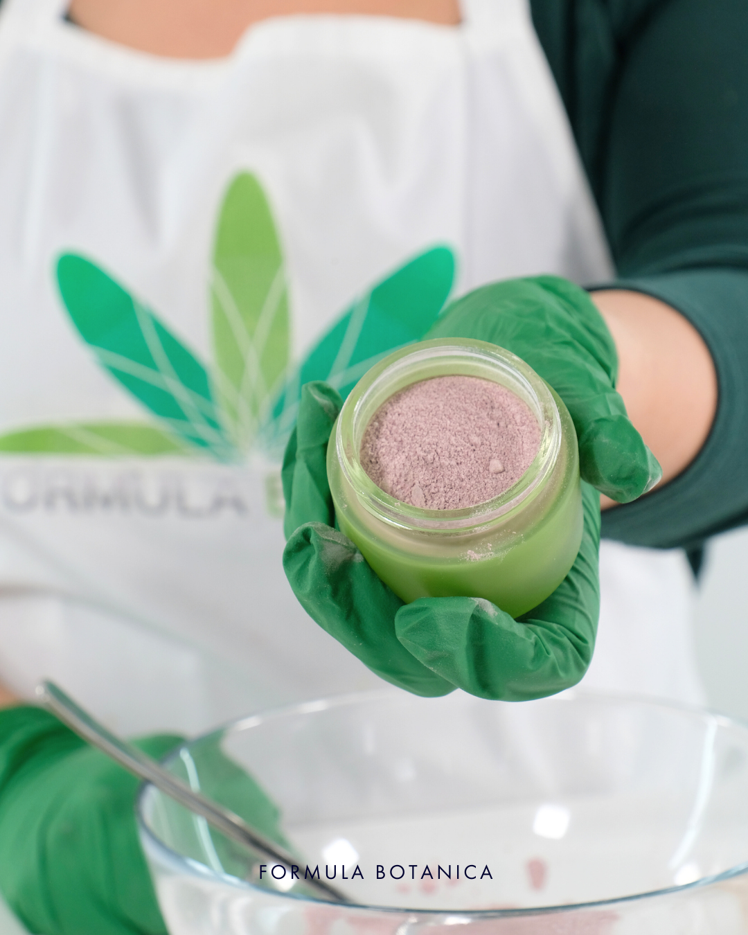 How to make a dragon fruit powder-to-foam cleanser